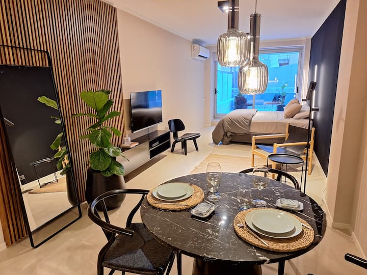 Furnished studio with private terrace in Recoleta