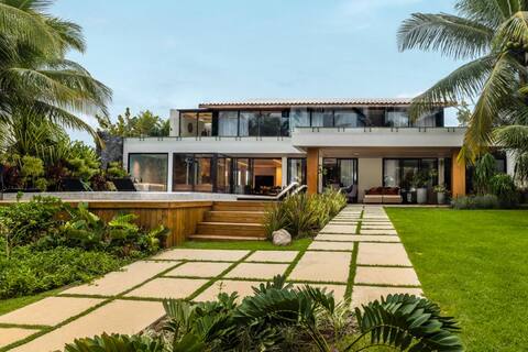 Casa SM - Frente Mar - 1000m2