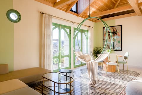 The Pool View Retreat: Two Bedroom House