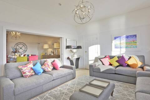 Southwold Seafront sleeps 14, Five Star sea view
