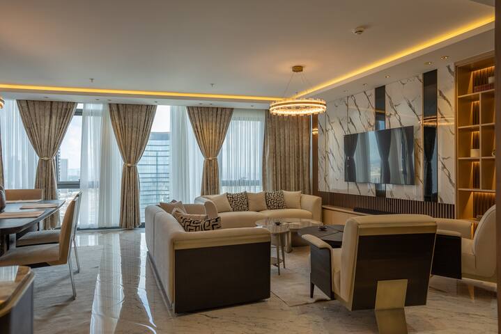 Marvellous 2.5Downtown Apartment gallery image 3