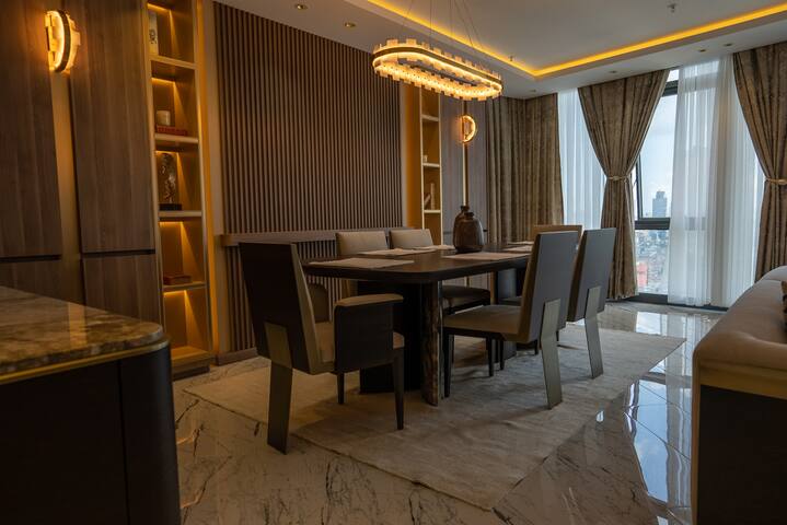 Marvellous 2.5Downtown Apartment gallery image 2