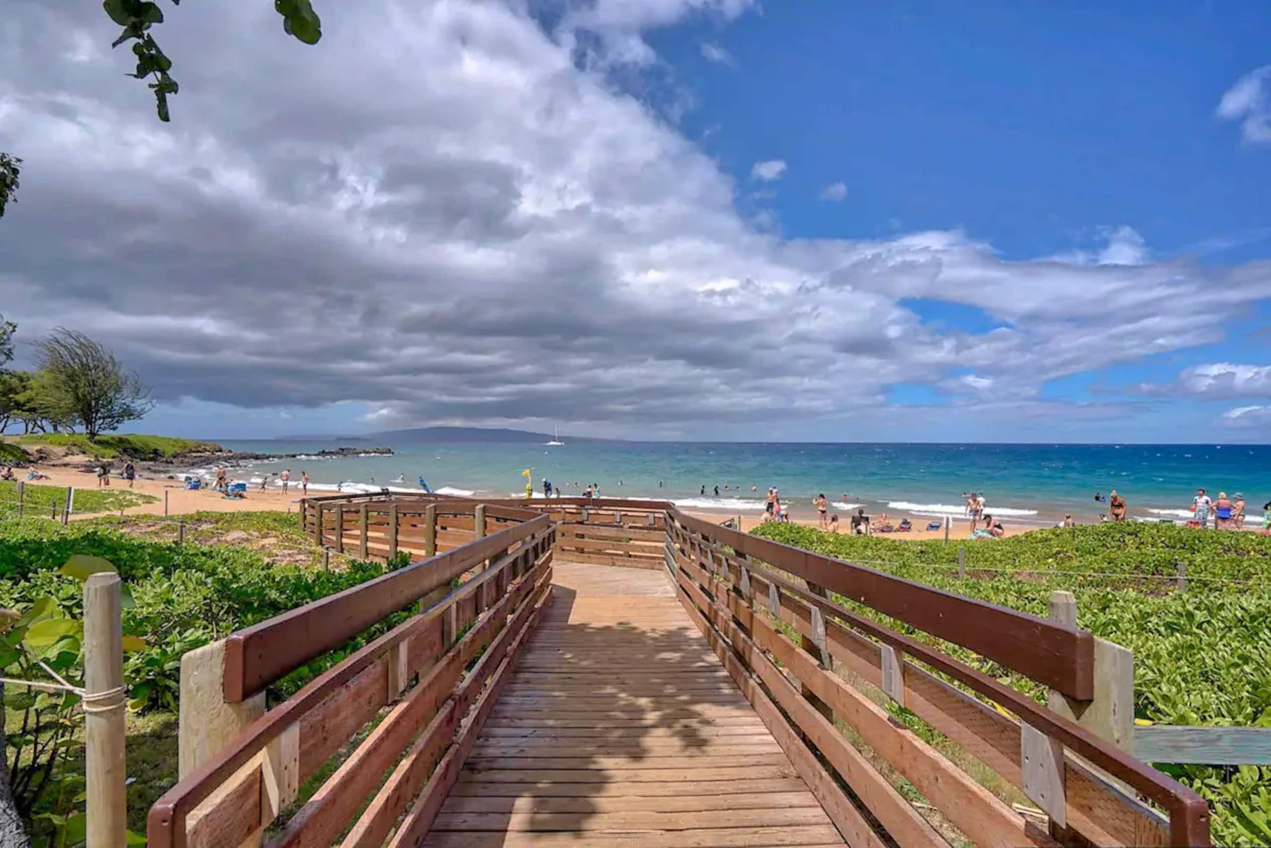 Condo in Kihei · ★4.98 · 1 bedroom · 2 beds · 1 bath - Image 31