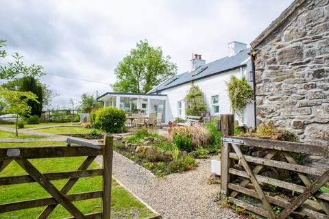 Dreamweavers’ Cottage & Lodges