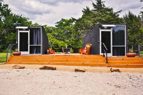 The Lakeside Haven Containers on Lake Tawakoni