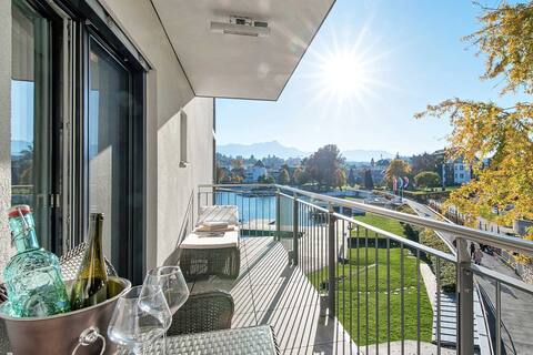 Lake Wörthersee Apartment with Private Lake Access