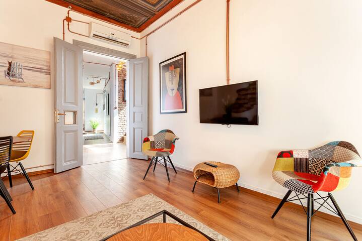 New 3BR 2BA Galata SEA VIEW gallery image 2