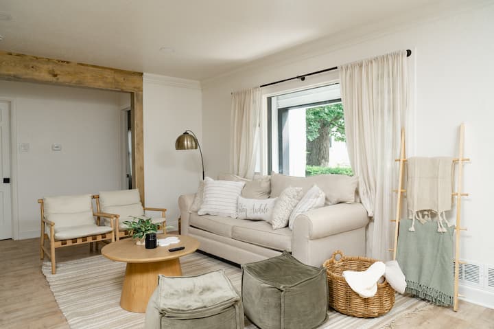 მისაღები ოთახი 1