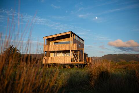 Buchuvillas Surf House