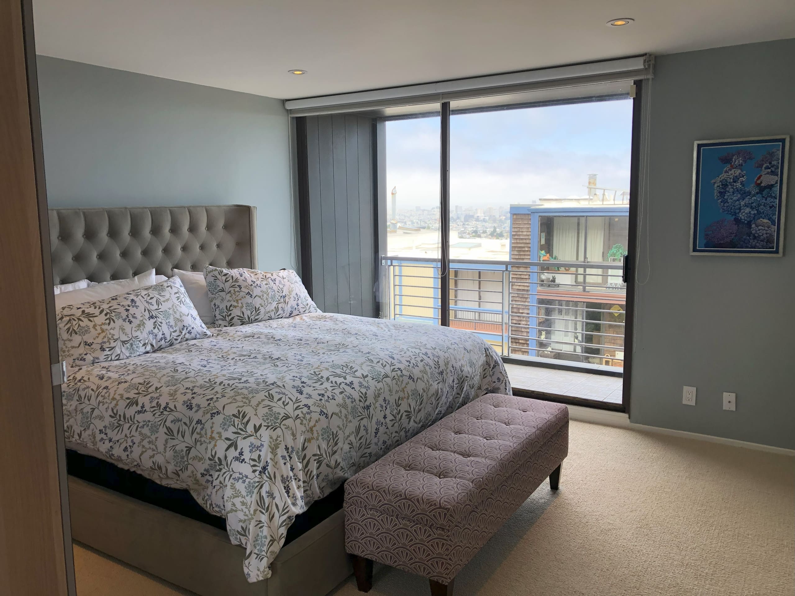 Home in San Francisco · ★5.0 · 3 bedrooms · 3 beds · 2.5 baths - Image 18
