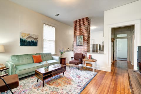 Top Airbnb: Tucked Inn fantastic midtown location! in Memphis