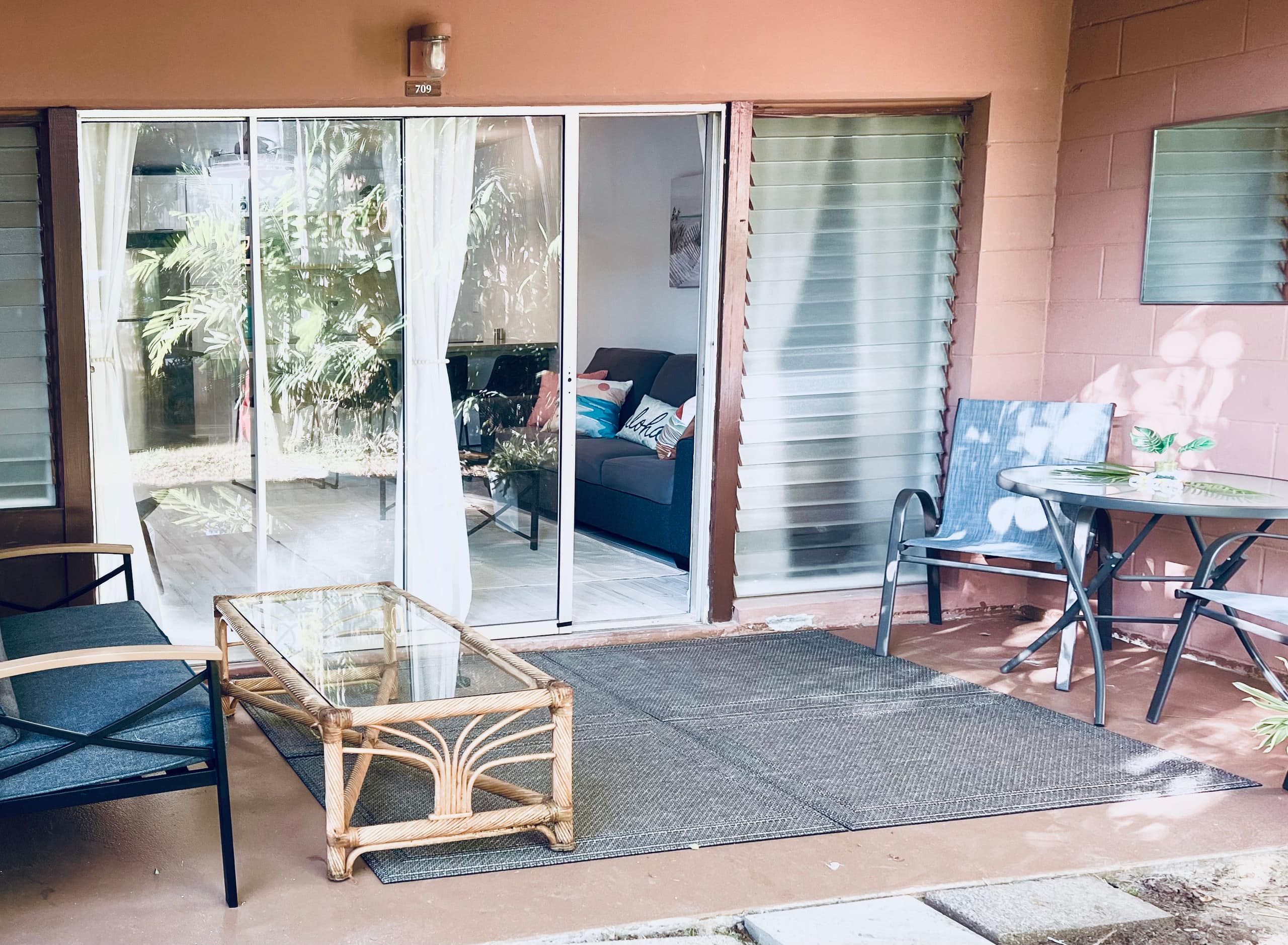 Condo in Lahaina · ★4.97 · 1 bedroom · 2 beds · 1 bath - Image 23