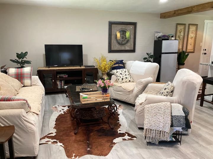 Basement Private Bedroom In Shared Home. . - Longmont, CO