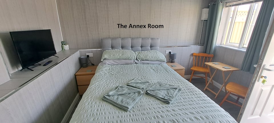 Barry, United Kingdom Holiday Rentals – Airbnb