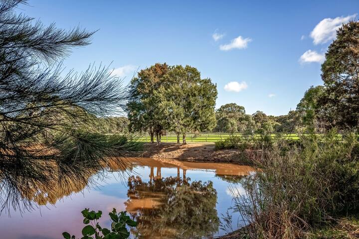 Yallingup Homestead – Lakeside Retreat gallery image 5