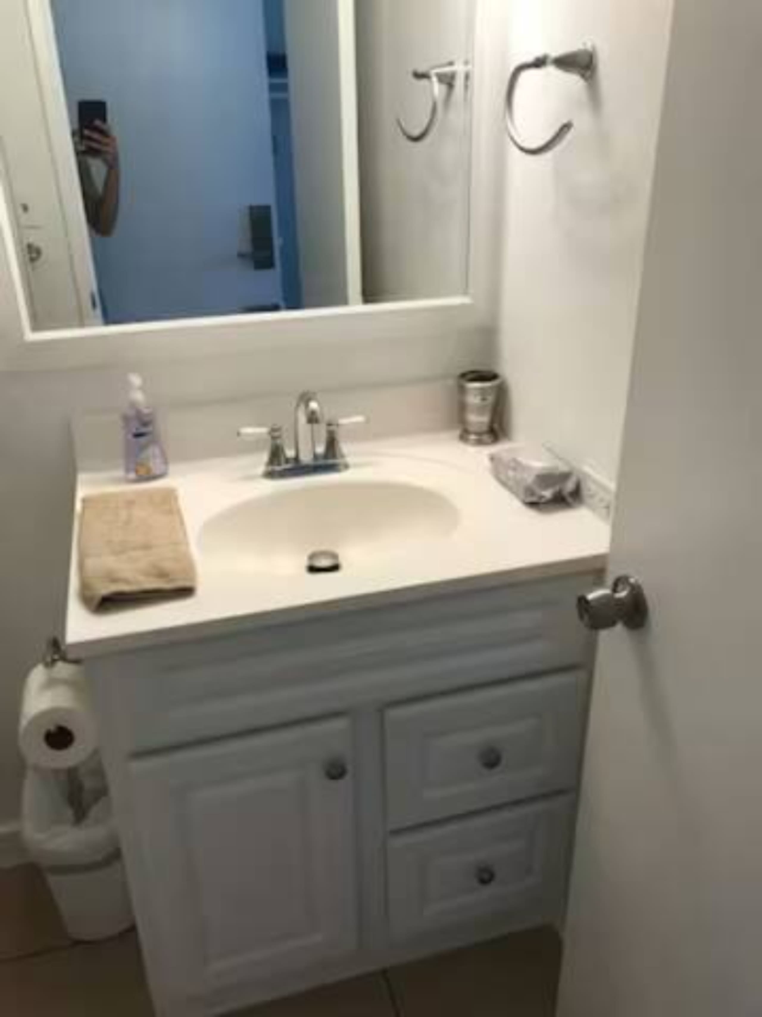 Condo in Honolulu · ★4.77 · 1 bedroom · 1 bed · 1 bath - Image 8