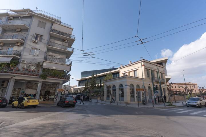 Athenian Retreat Opposite the Acropolis Museum gallery image 4