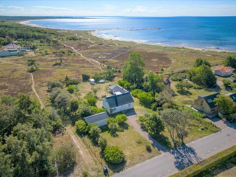 Summer house 150 m from the beach