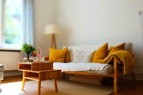 Popular Airbnb listing: City Apartment Home in Charlottenburg