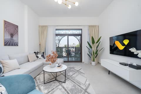 Top performing Airbnb: Vogue | Rahaal Madinat Jumeirah near Burj Al Arab in Umm Suqeim Third