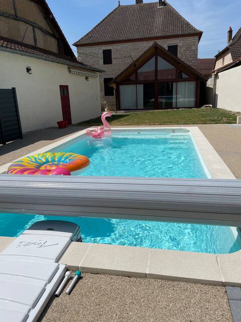 family home + pool