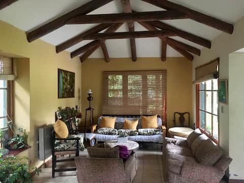Successful Airbnb property: Beautiful house with pool in Paine in Maipo