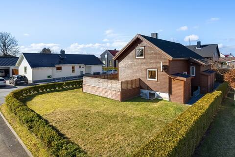 Central apartment with space for 6 guests