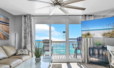 Top performing Airbnb: 1004 Oceanfront Pelican Beach: Pools/HTubs Fab Loc in Destin