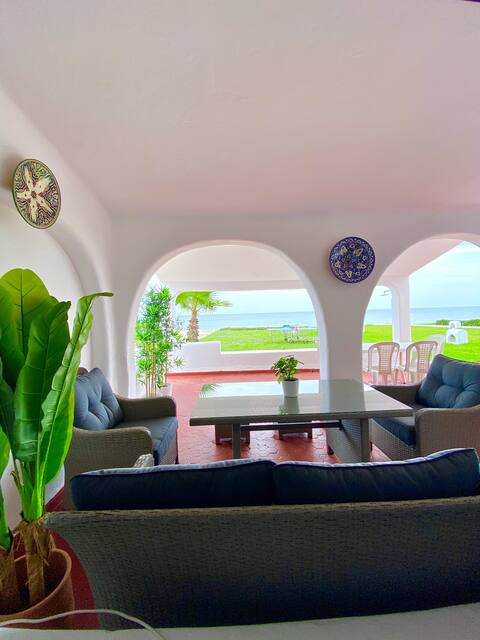 Villa with garden on the beach