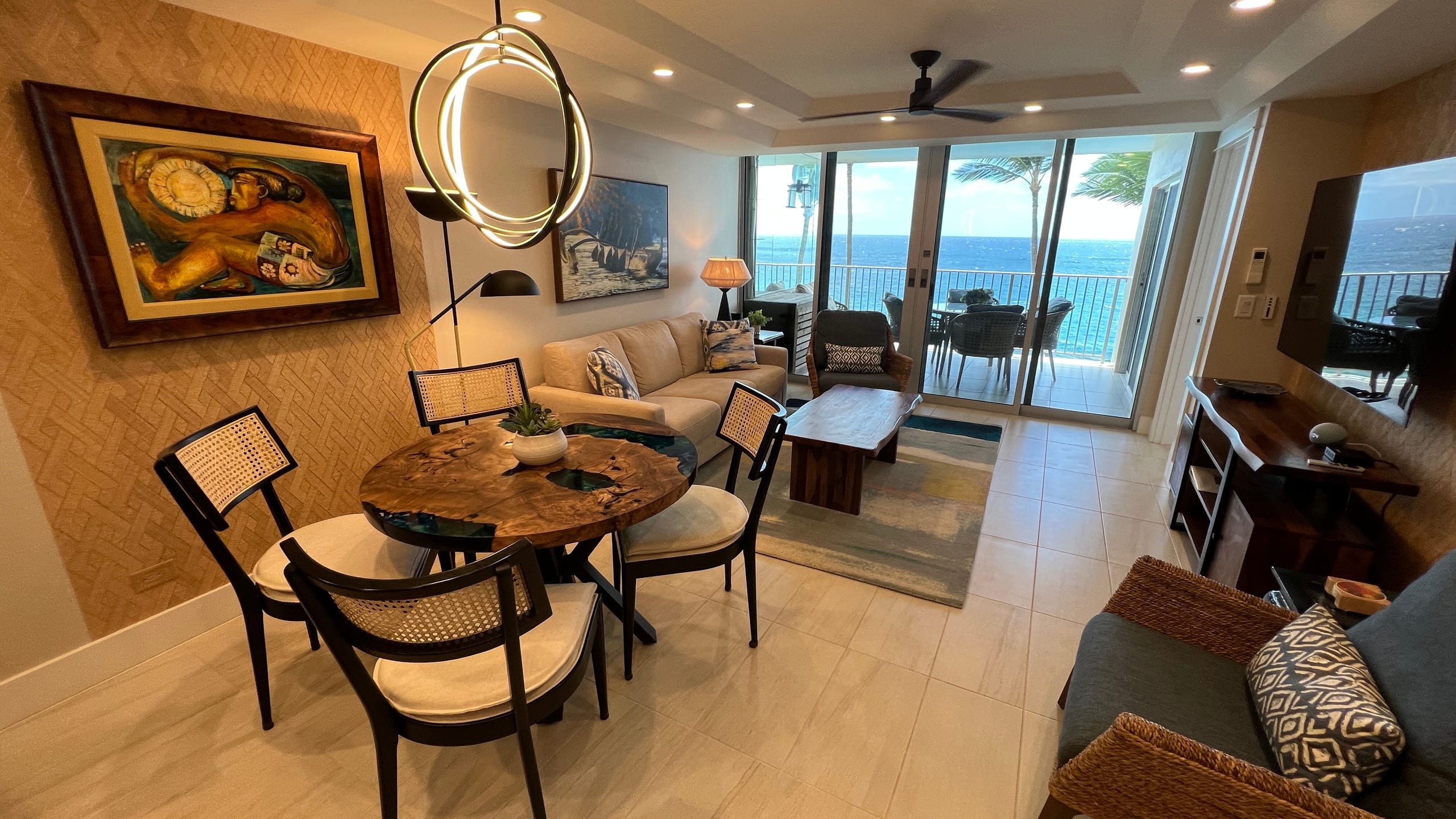Breathtaking Ocean Front Views. Newly Remodeled. - Image 6
