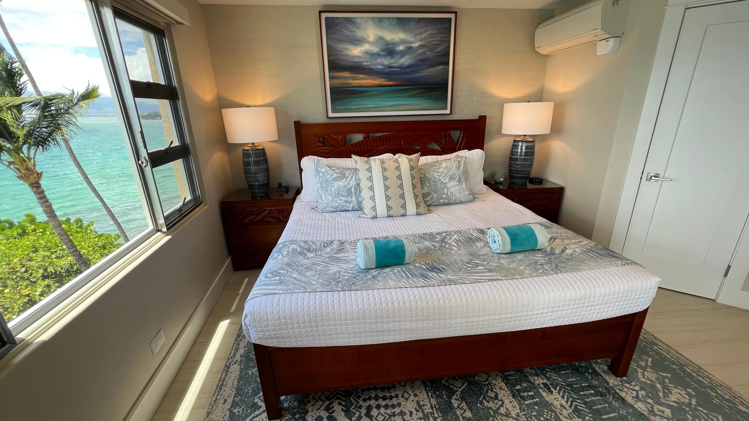 Breathtaking Ocean Front Views. Newly Remodeled. - Image 11