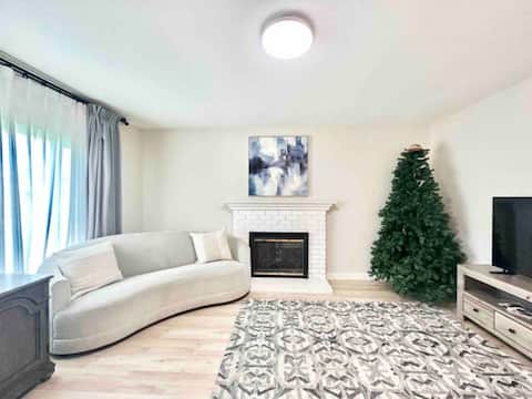 Beauty 4B2B House Tesla Faceb00k