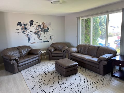 Roomy 5BR retreat great for families, teams&groups