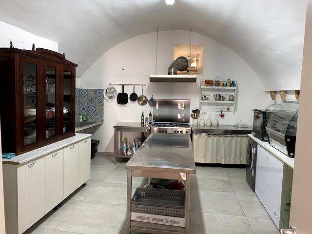 Lucente Haus im Zentrum mit Meerblick gallery image 2