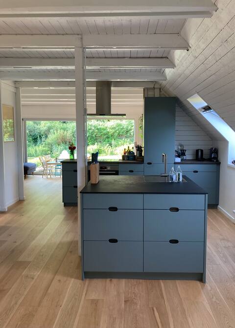 Small gem with large sunny garden