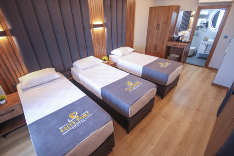 Triple Hotel Room 15 Minutes to Airport