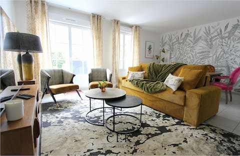 Celtes1 >Town house gateway to Disneyland Paris