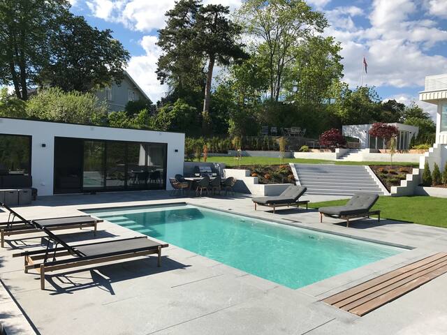 Hus ved sjøen gallery image 3