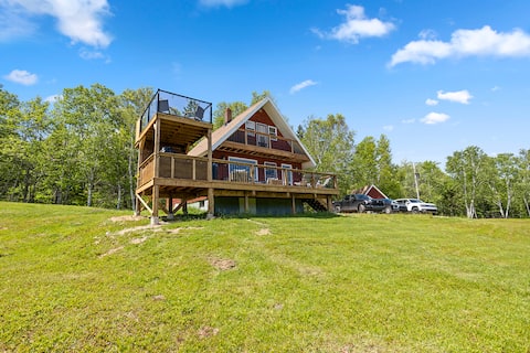 Popular Airbnb listing: Ocean Echo - Cabin 1 in Victoria, Subd. A