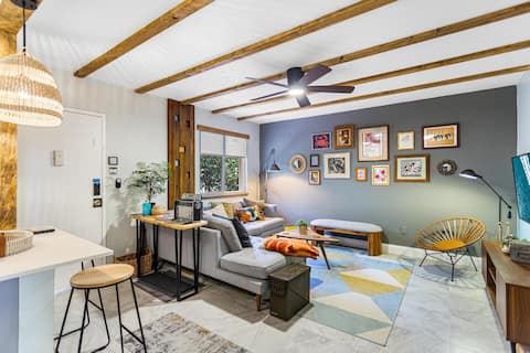 Popular Airbnb listing: The Brickell Hideout - Charming/Cozy/Central in Roads