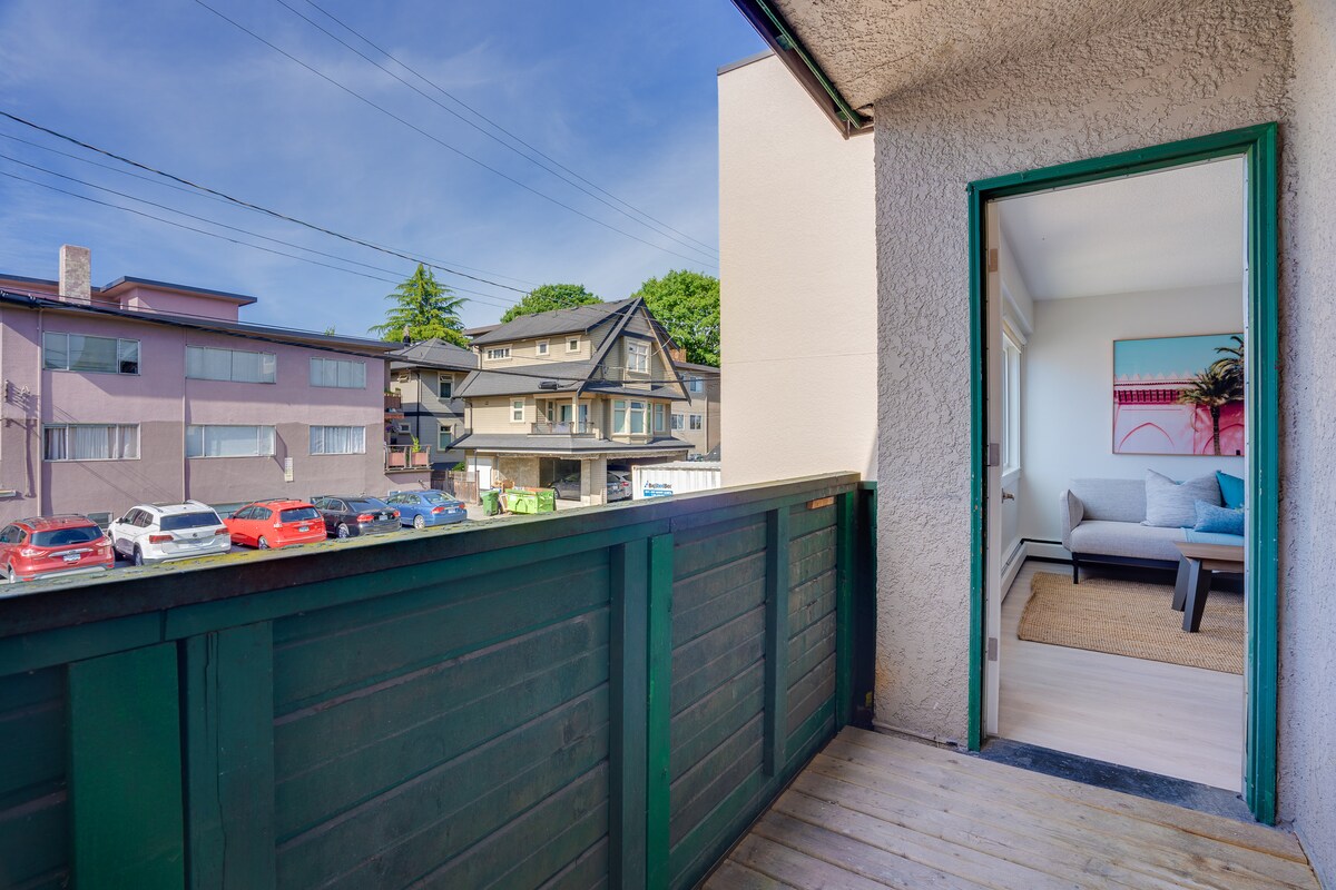Newly Renovated 1BR Condo | Steps from Main Street