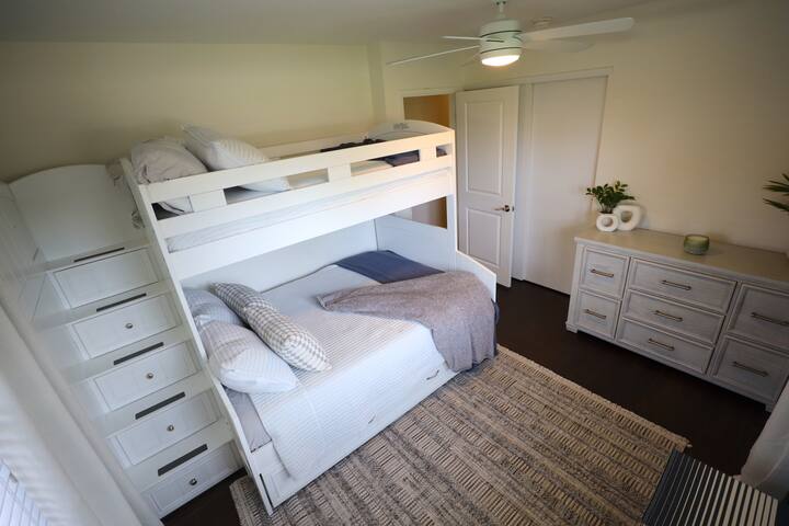 Pompano’s Inter-Coastal Paradise gallery image 4