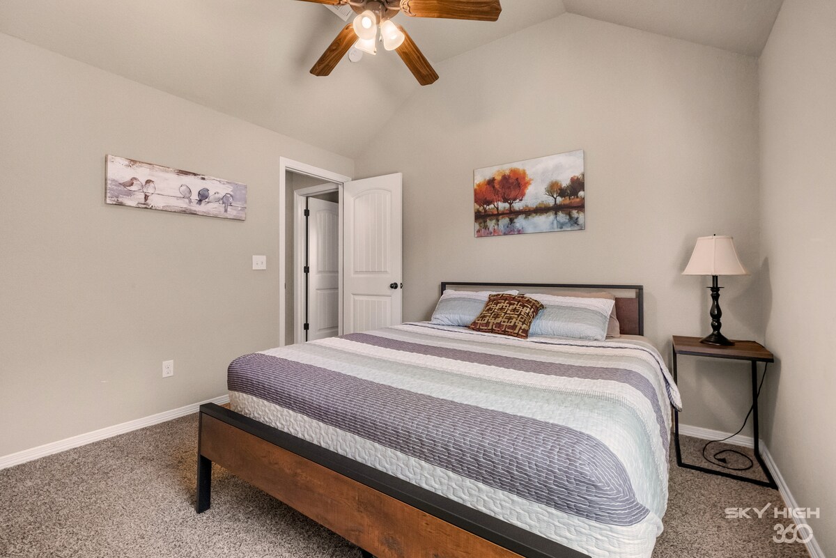 BR2 ：标准双人床