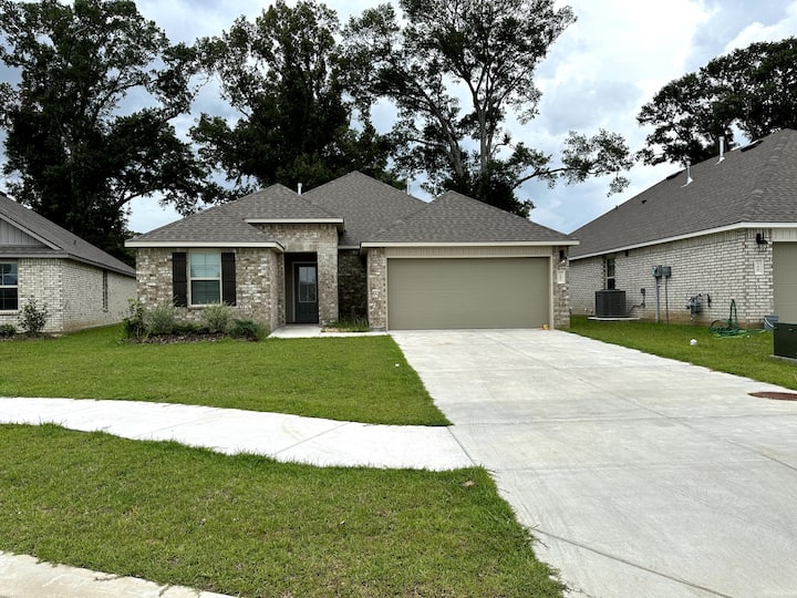 White Pine Manor - 3bd 2bath - ラフェイエット, LA