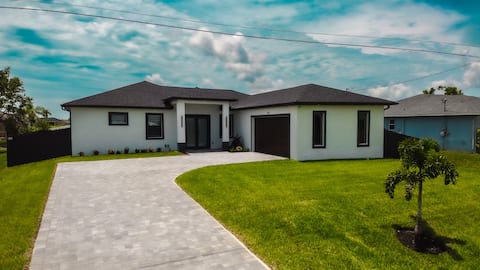 Corallo House | Heated Pool | No Service Fee