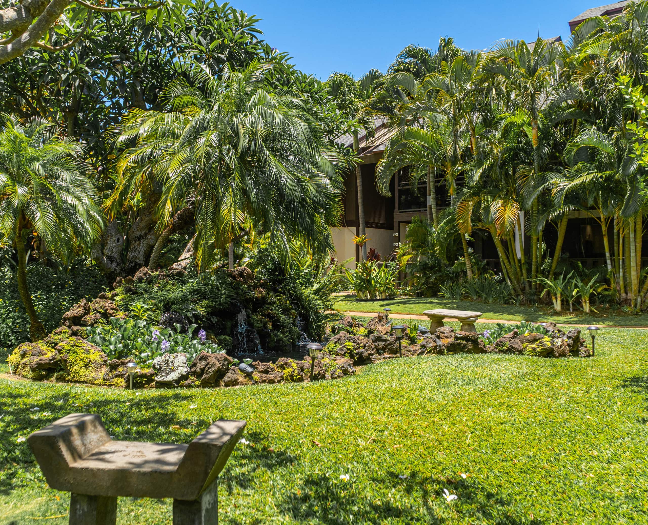 Condo in Kihei · ★4.87 · 1 bedroom · 2 beds · 1 shared bath - Image 17