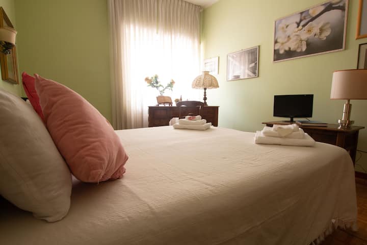 غرفة النوم 2