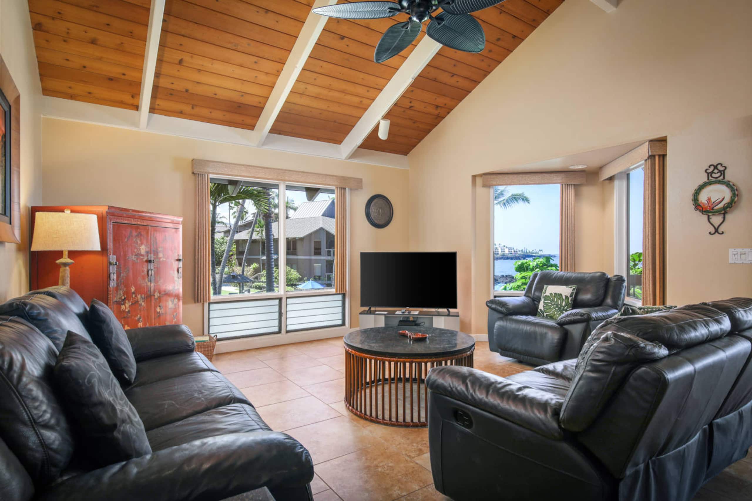 Kanaloa at Kona Oceanfront 3 Bedroom 3 Bath - Photo 4