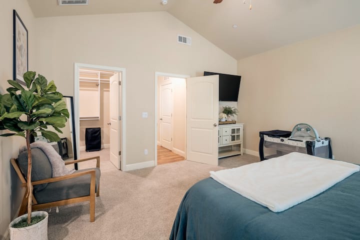 Chumba kikubwa cha kulala. 