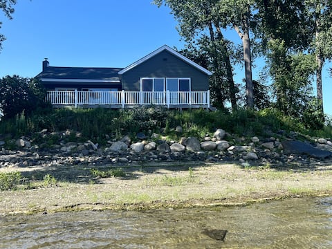 The Little Hero House